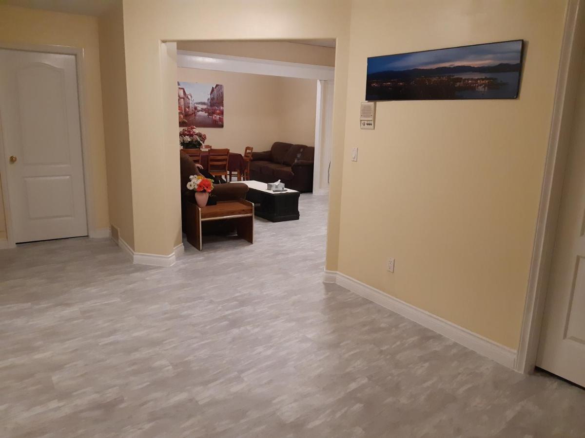 Lakeview House With 4 Rooms Kelowna Near Downtown & Knox Moutain Dış mekan fotoğraf