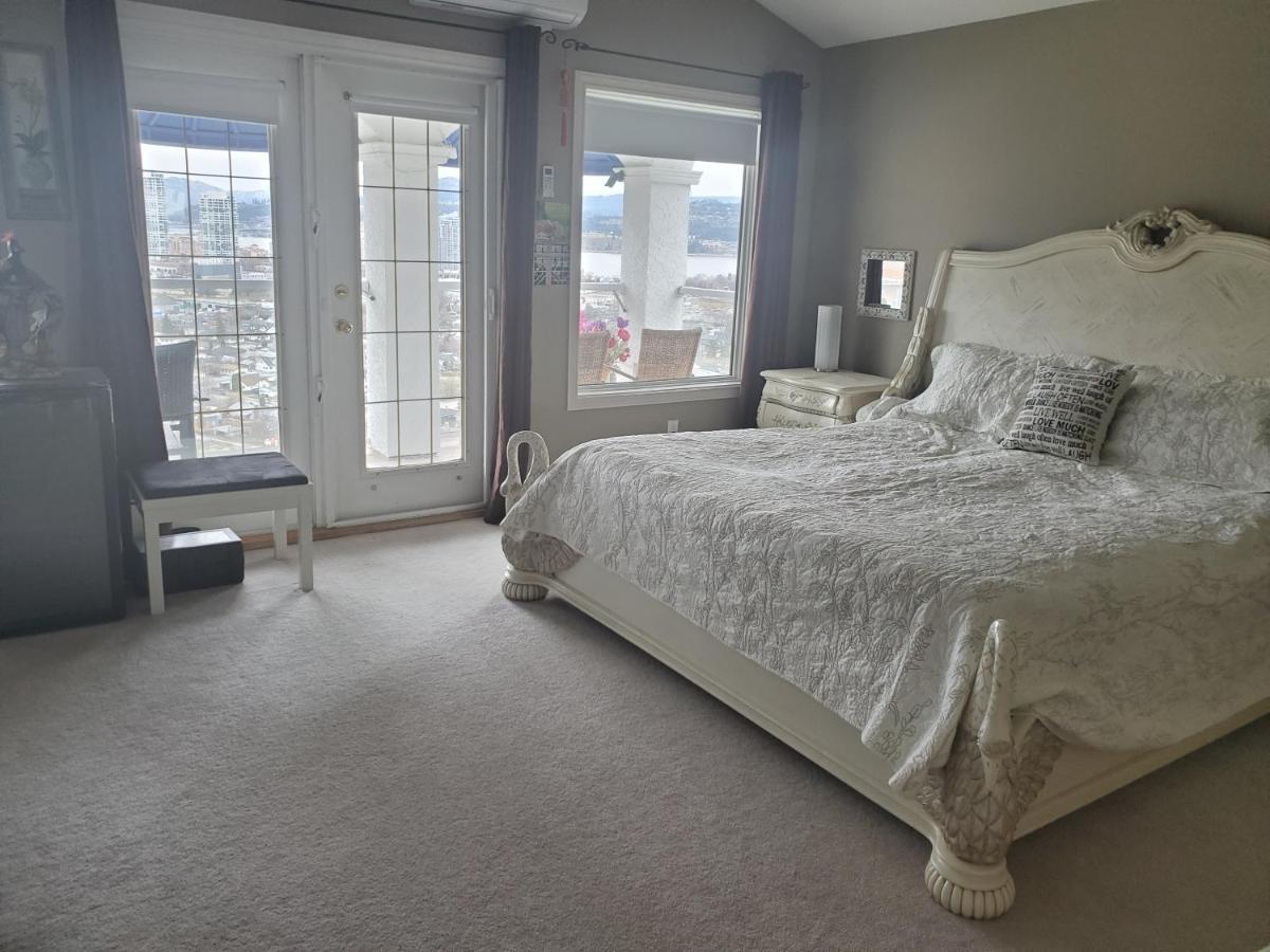 Lakeview House With 4 Rooms Kelowna Near Downtown & Knox Moutain Dış mekan fotoğraf