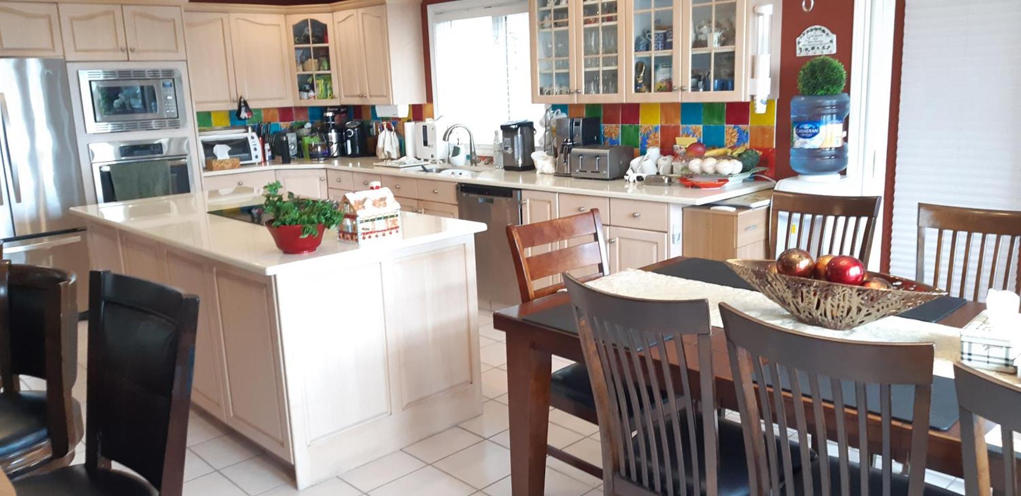 Lakeview House With 4 Rooms Kelowna Near Downtown & Knox Moutain Oda fotoğraf