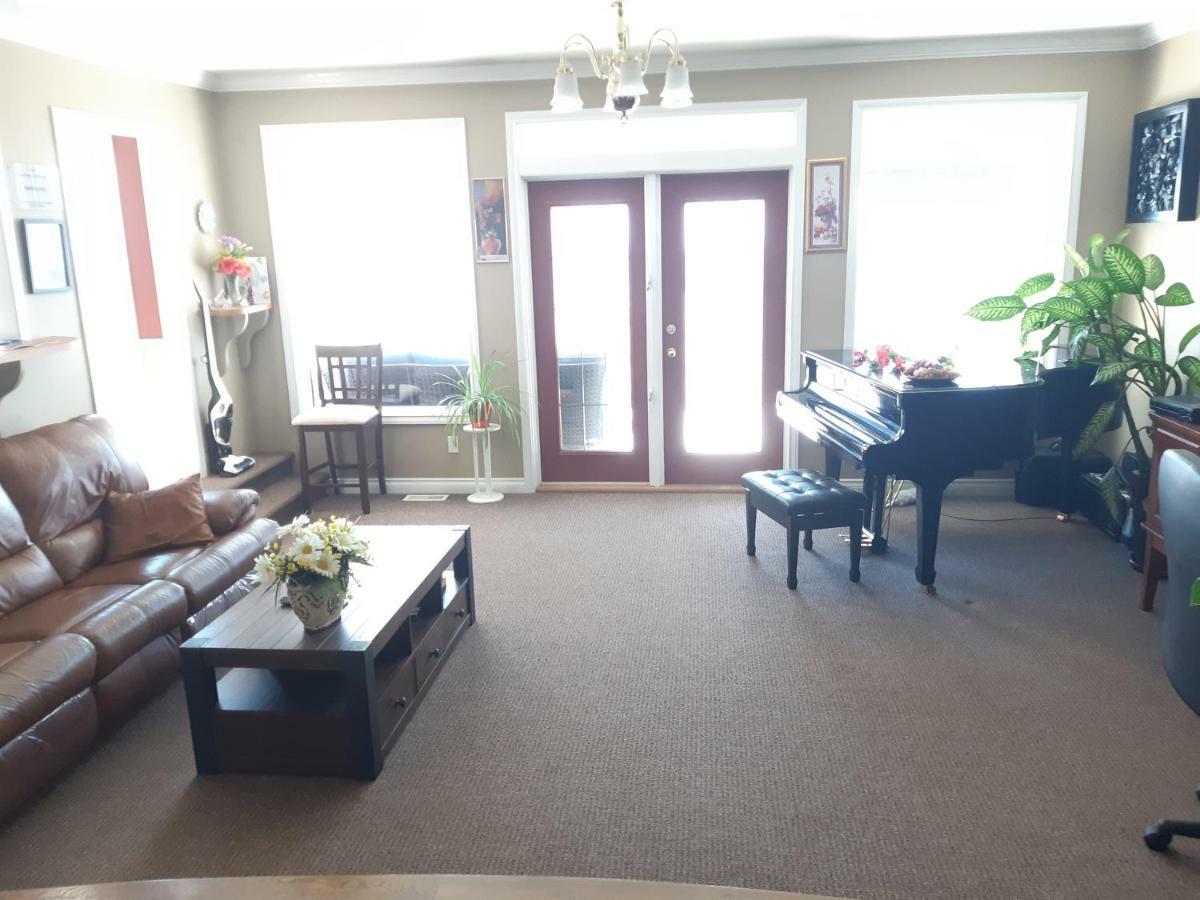 Lakeview House With 4 Rooms Kelowna Near Downtown & Knox Moutain Dış mekan fotoğraf